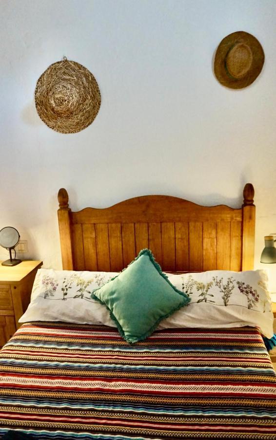 Casa Amigos Sorvilan - La Almendra Ngoại thất bức ảnh