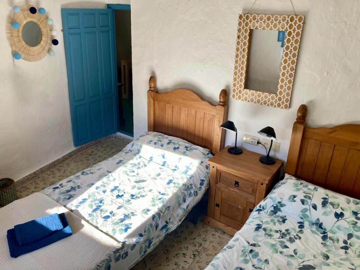 Casa Amigos Sorvilan - La Almendra Ngoại thất bức ảnh